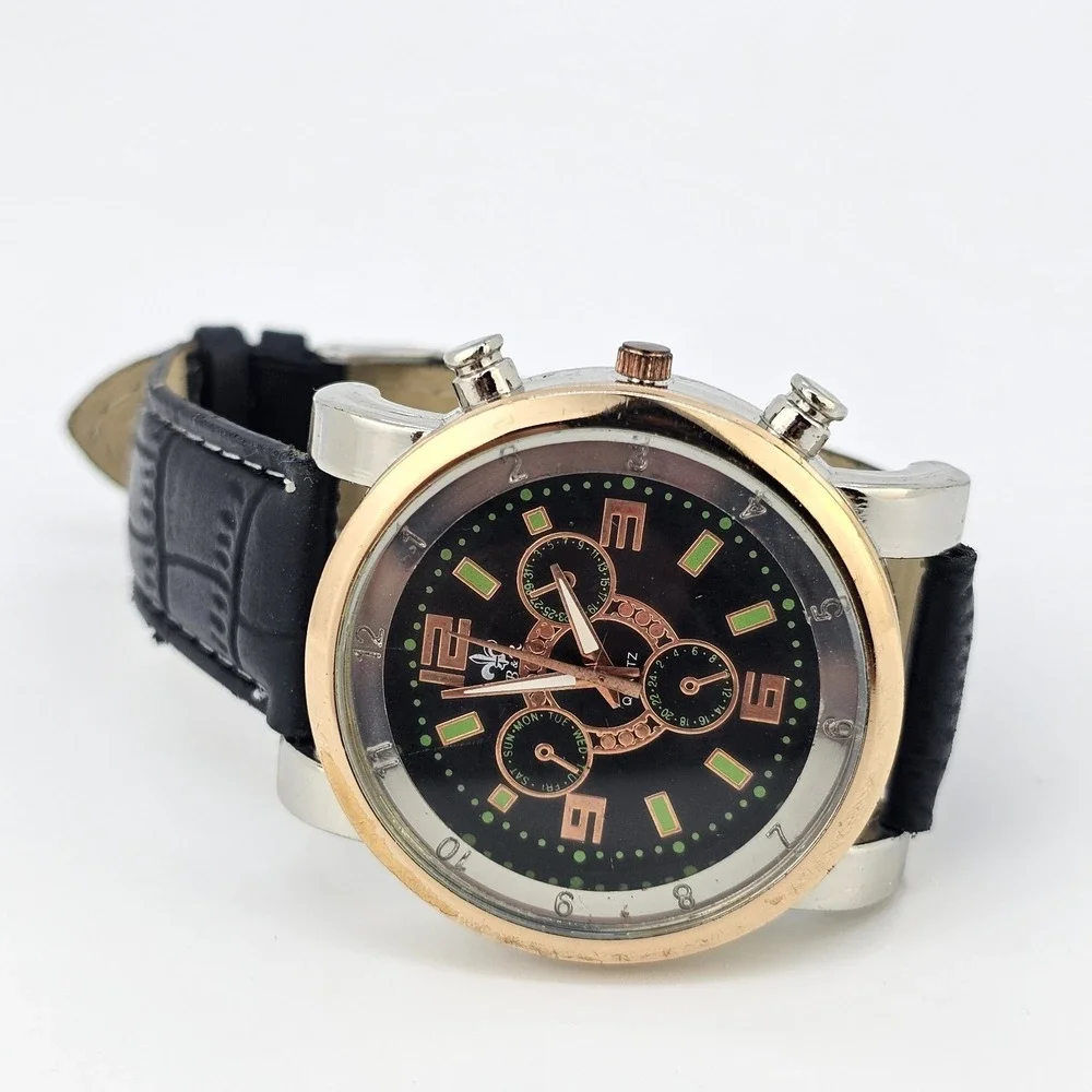 Men's Analog Watch 43MM Black Dial‎ Black Faux Leather Bands New Battery